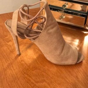 Tie up Peep toe heel